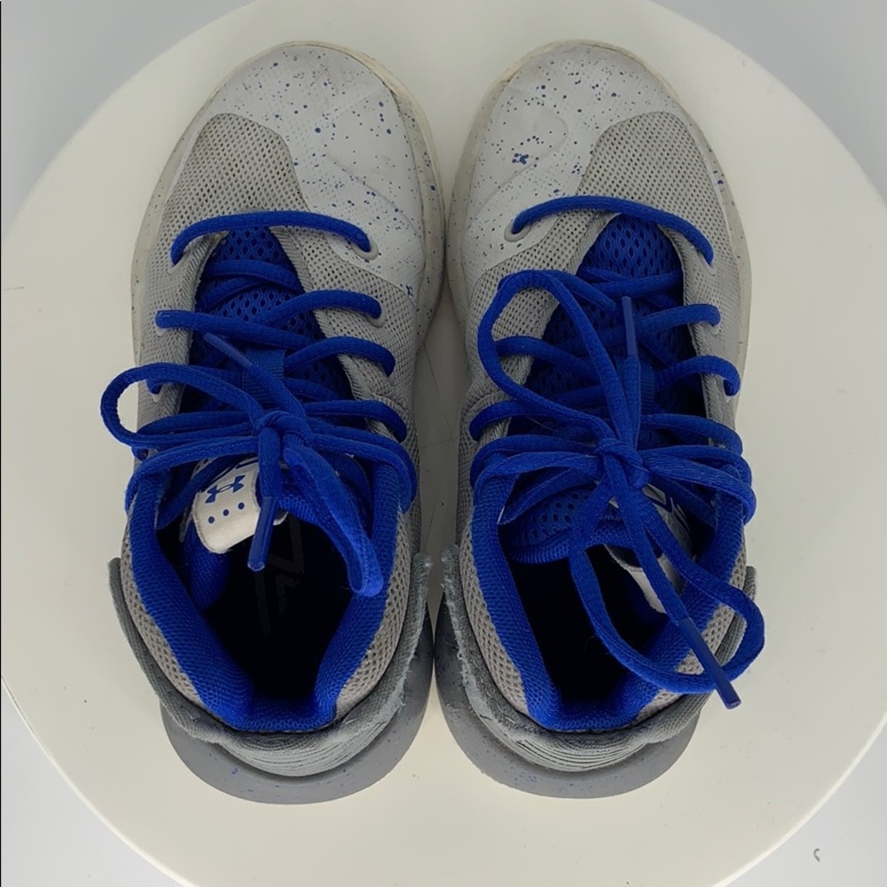 Under Armour- Steph Curry sneakers for kids